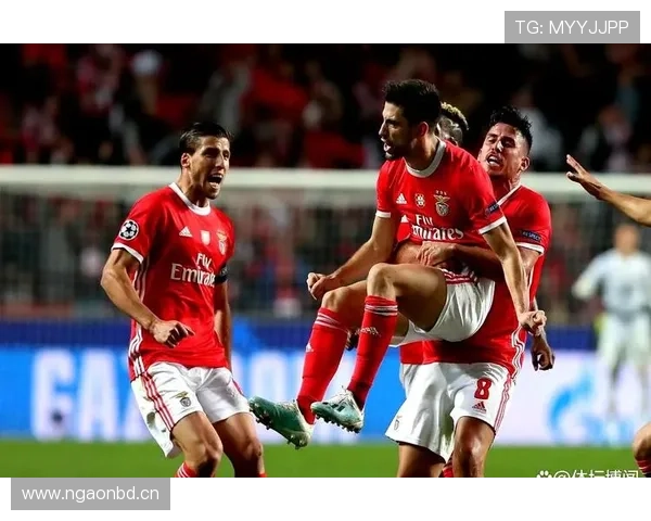 阿贾克斯欧战表现持续低迷,球队整体竞争力已面临考验