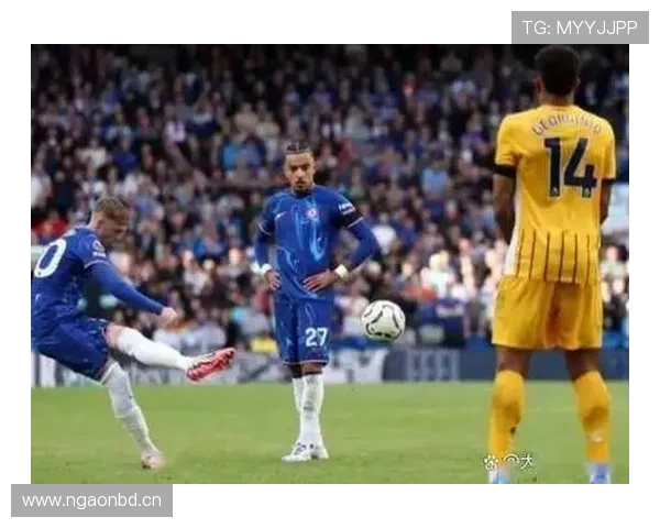 英超榜首的曼城豪阵背后:瓜氏王朝正面临战术依赖与管理危机的双重考验! 英超榜首的曼城豪阵背后:瓜氏王朝正面临战术依赖与管理危机的双重考验!