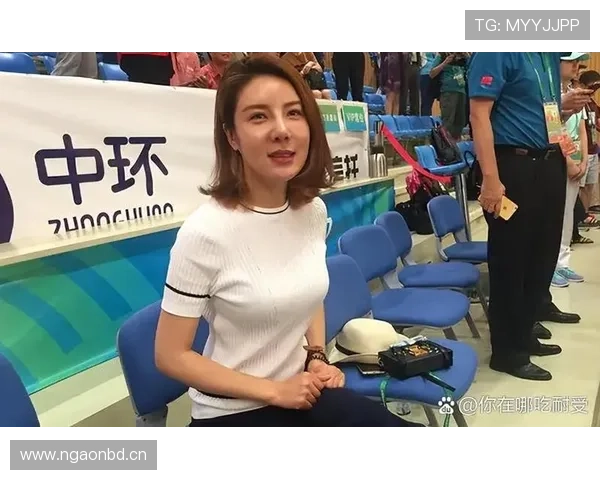 看杜丽一瞬间像进了豪门，下一秒又像邻家大姐，这日常反差太精彩